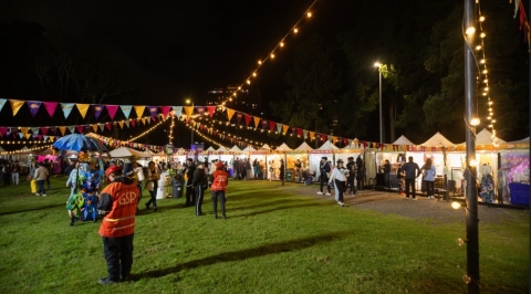 Zona ZAE de emprendimiento en un Festival al Parque 